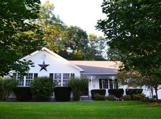 21 Berry Dr, Queensbury, NY 12804