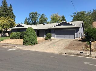 901 Calvin St, Eugene, OR 97401