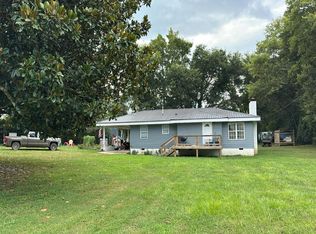 55 W Rocky St NE, White, GA 30184