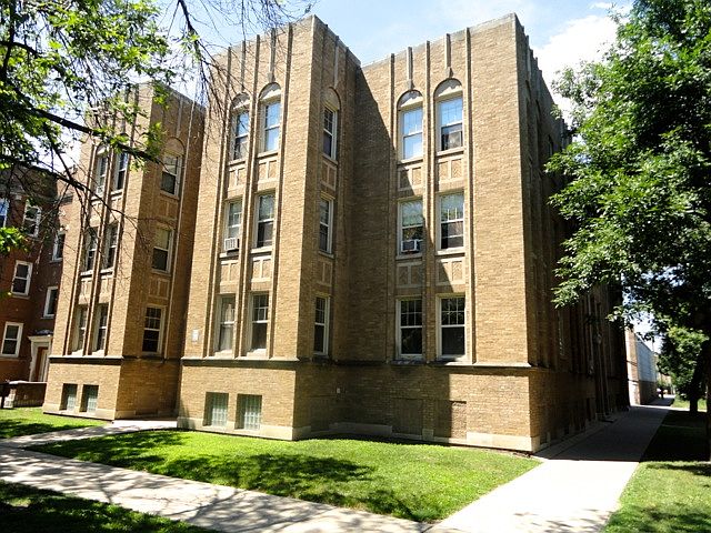 1st image of 6258 N Claremont Ave #1
