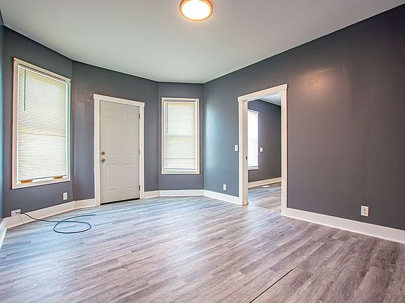 2nd image of 2523 Ames Ave