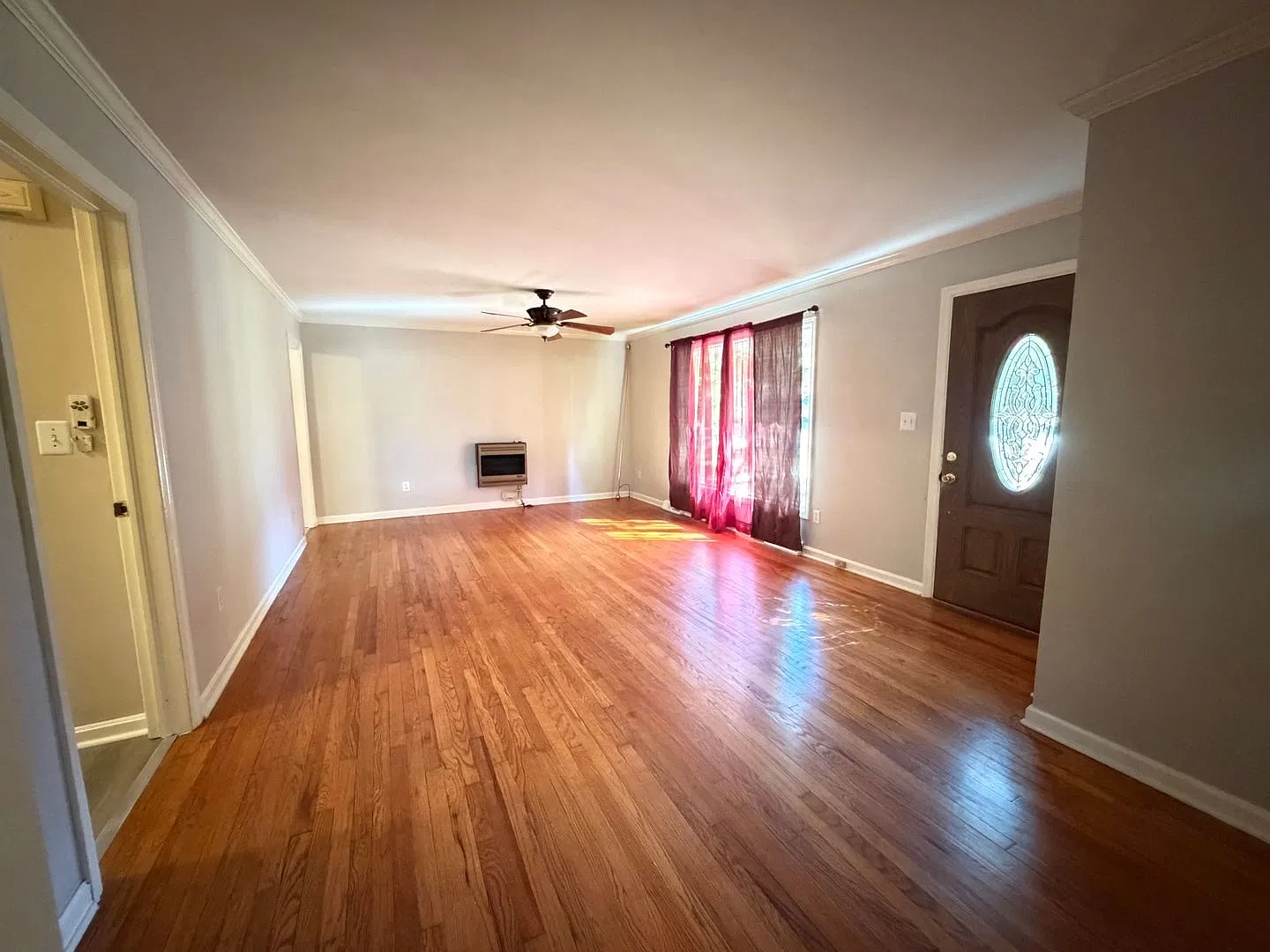 2 Bedrooms, 1.5 Bath - Home in Garden Lakes! — Photo 3