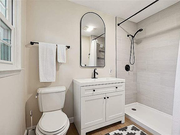 2nd image of 1681 Fernleaf Cir NW