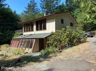 4594 Ginnett Rd, Anacortes, WA 98221