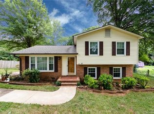 3310 Wiseman Dr, Charlotte, NC 28227