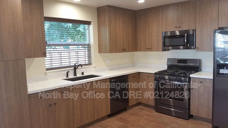 1st image of 131 Arlington Dr