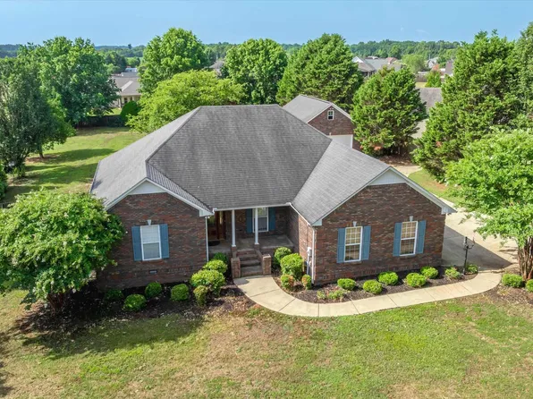 23846 W Clearmont Dr, Elkmont, AL 35620
