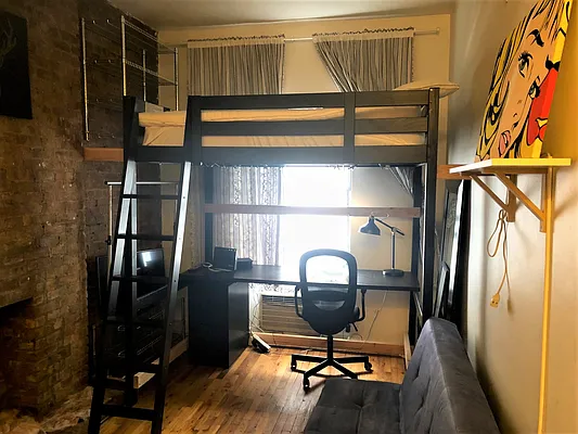 Rented by United Realty Equities | media 16