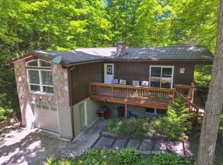 859 6th St N, South Bruce Peninsula, ON N0H 2G0