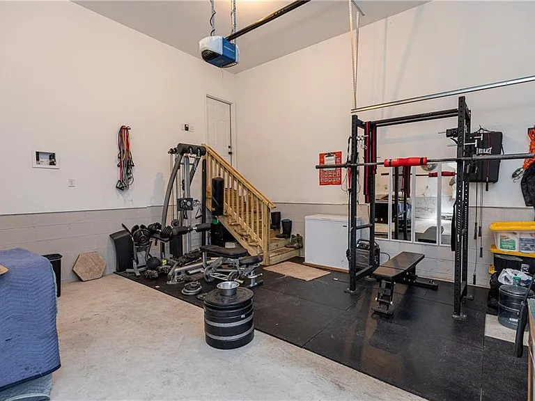 5919 Orcutt Ave — Photo 19