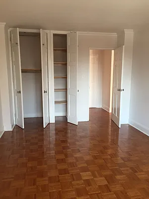 Rented by Metropolis Real Estate of Manhattan | media 32