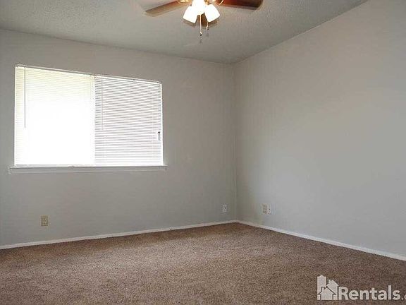 4th image of 10302 Burmaster Ln #A