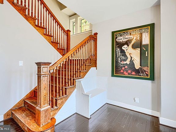4th image of 3414 Alto Rd #2