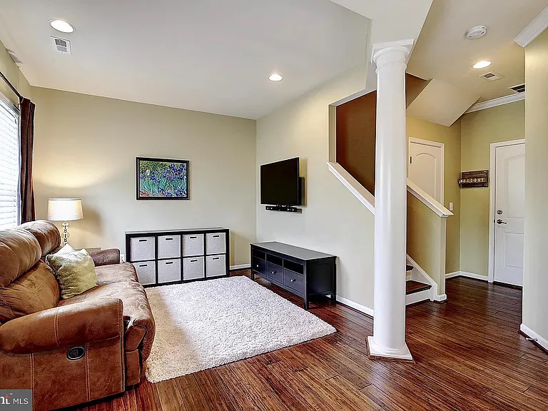 43893 Eastgate View Dr — Photo 20