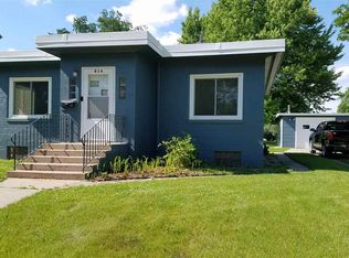 816 E 4th St, Dell Rapids, SD 57022