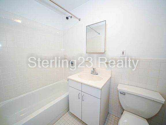 5th image of 18-29 27th Ave #2R