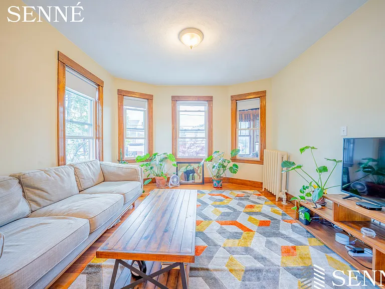 7-9 Ware St #2 — Photo 3