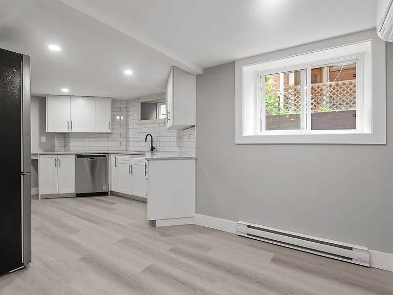 190 Glebe Ave #1 — Photo 4