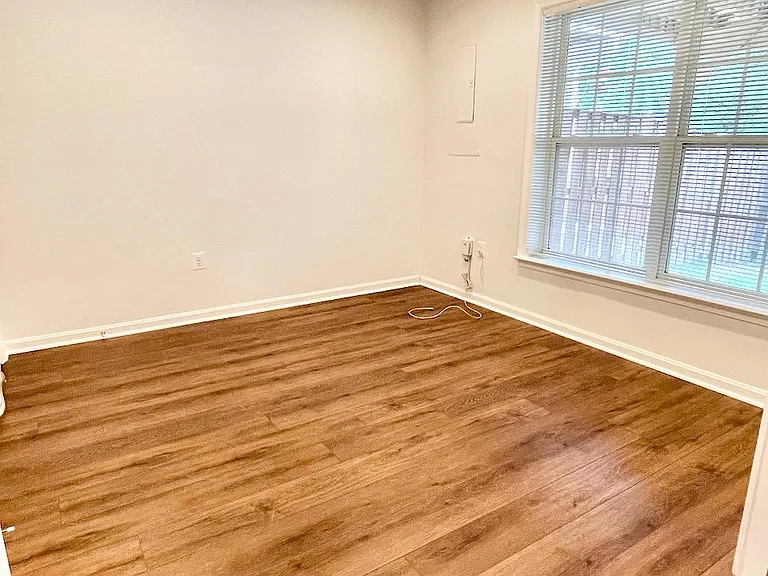 2403 Cypress Green Ln — Photo 27