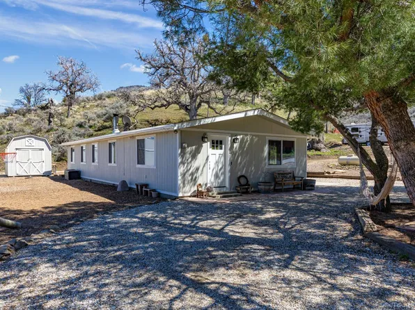 17500 High Gun Dr, Tehachapi, CA 93561