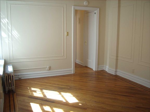 3rd image of 3536 154th St