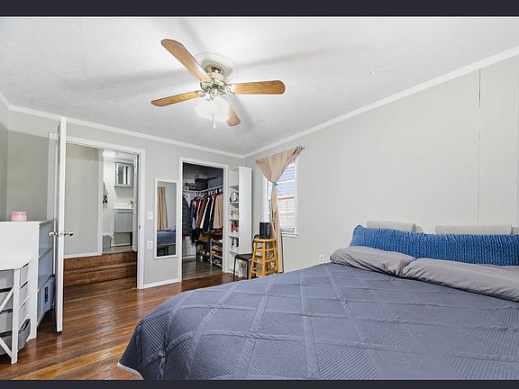 5th image of 1227 E Alturas Ave