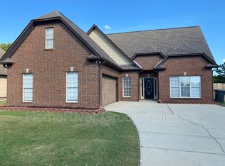 387 Waterford Cove Trl, Calera, AL 35040