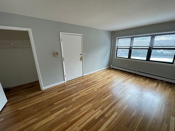 3rd image of 335 Fountain St APT 2A