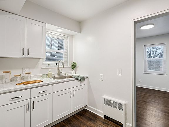 2nd image of 1992 E Seymour Ave #2