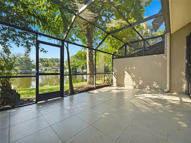 10941 N Lakeview Dr — Photo 12