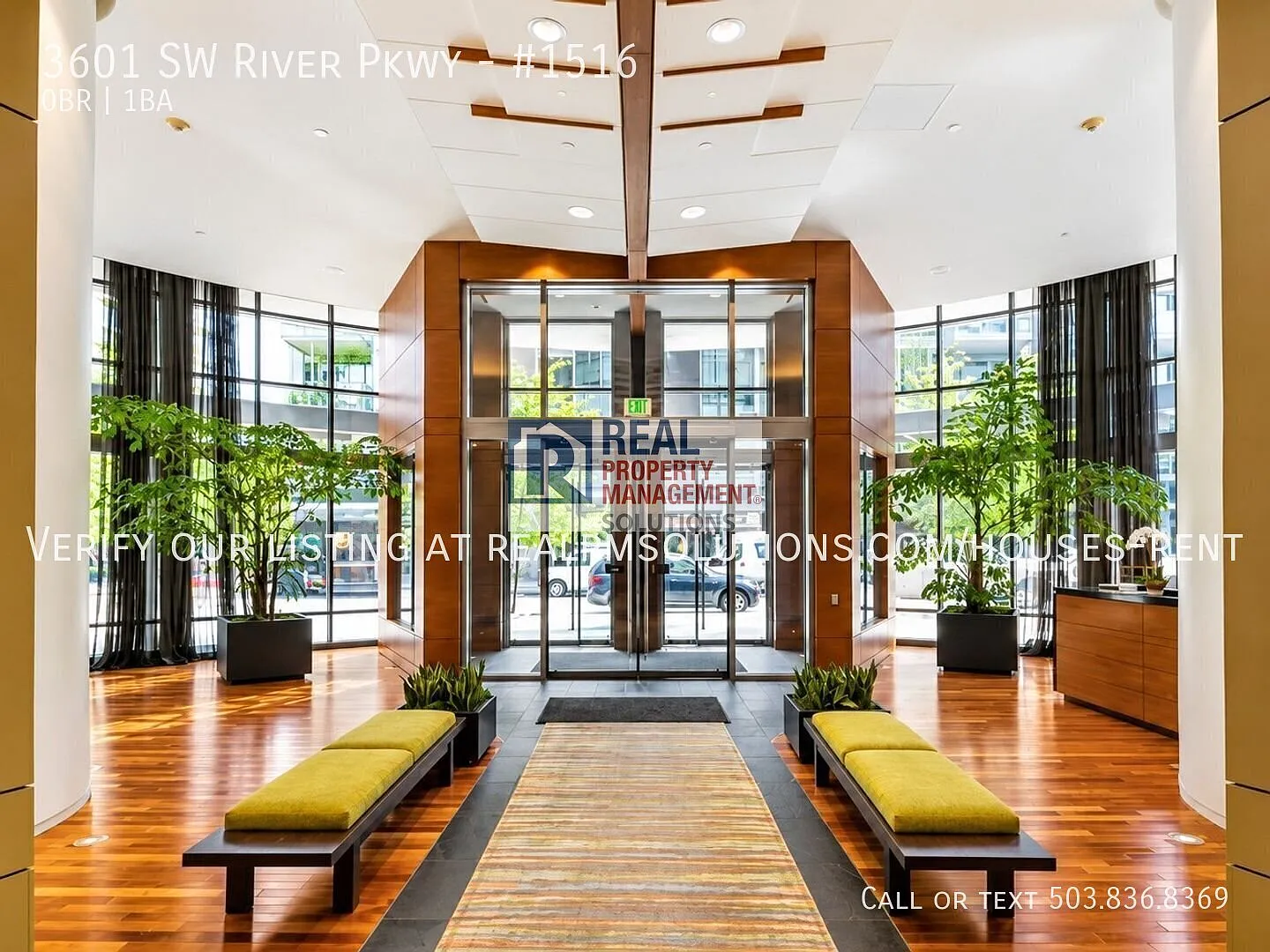 15th-Floor John Ross Studio with Expansive Views & Exceptional Amenities — Photo 4