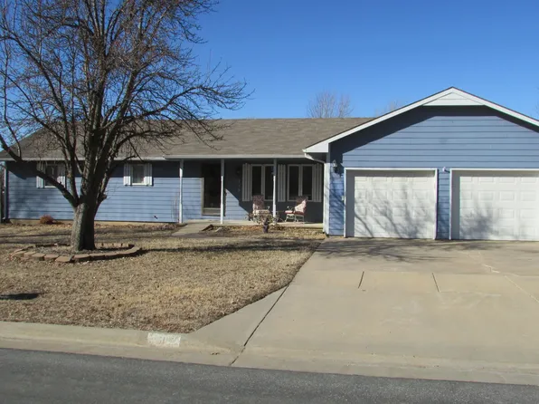 515 N School Rd, El Dorado, KS 67042