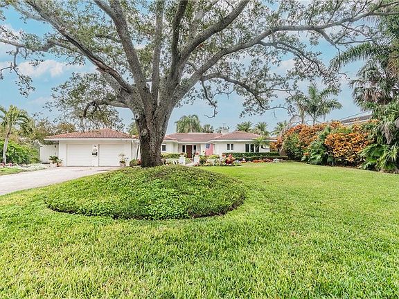 2nd image of 6010 Bahama Shores Dr S