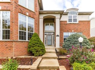 408 N White Deer Trl, Vernon Hills, IL 60061