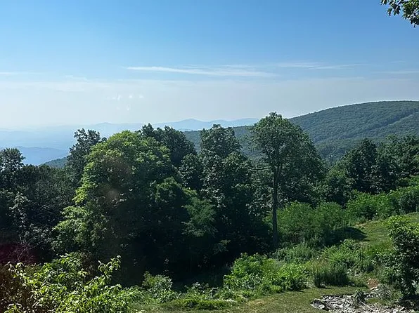 1802 High Ridge Ct, Wintergreen Resort, VA 22967