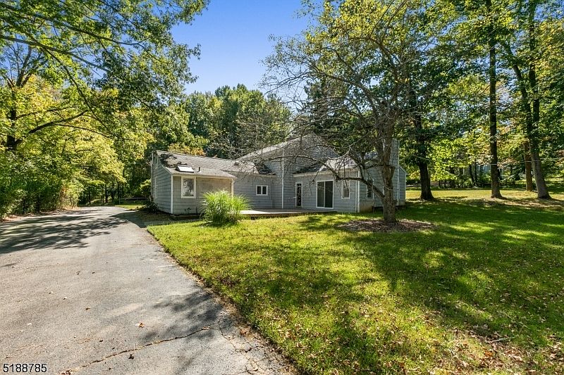 4 Valley View Drive, Chester, NJ 07930 Zillow