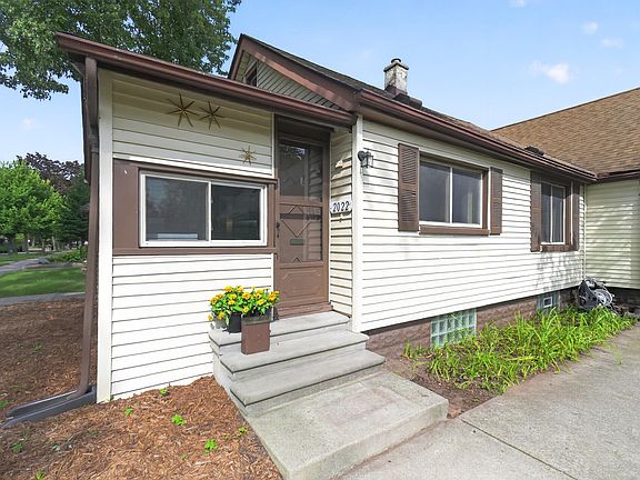 4th image of 2022 Hampton Rd