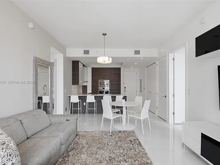 301 Altara Ave #LPH902 — Photo 10