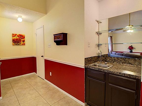 4th image of 6606 Pleasant Stream Dr