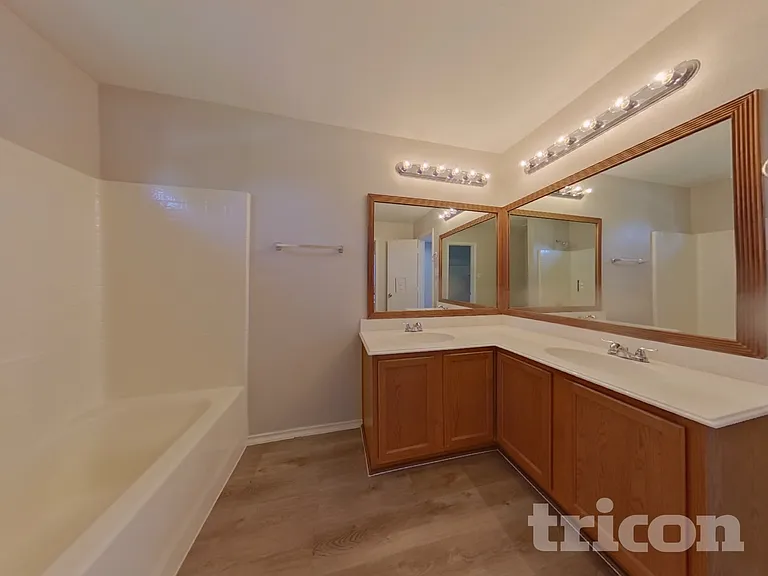 1625 Emily Ln — Photo 6