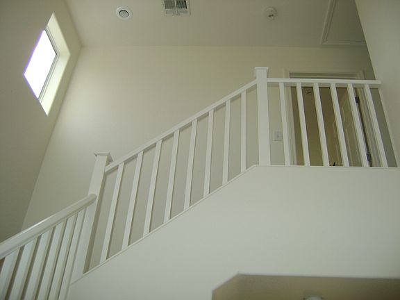 3rd image of 4963 Groveland Ave