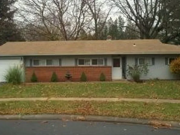 16 Korda Dr, Newark, DE 19713