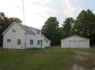 10508 Sparr Rd, Johannesburg, MI 49751