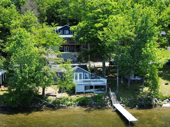 464-467 Memorial Drive, Winthrop, ME 04364