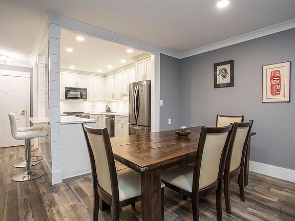 5th image of 1350 Vidal St #507