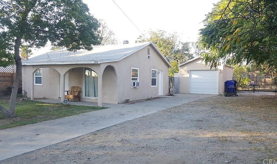 1st image of 15774 Merrill Ave