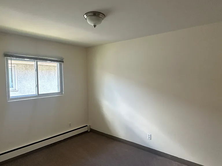 4225 Central Ave NE — Photo 7