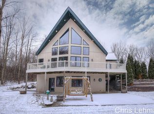 8655 Lincoln Lake Ave NE, Greenville, MI 48838