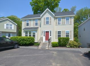 61 Violetwood Cir #B-313, Marlborough, MA 01752