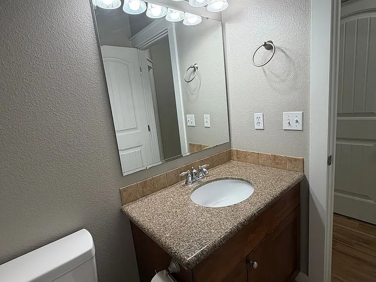 3024 N Christian Way — Photo 12